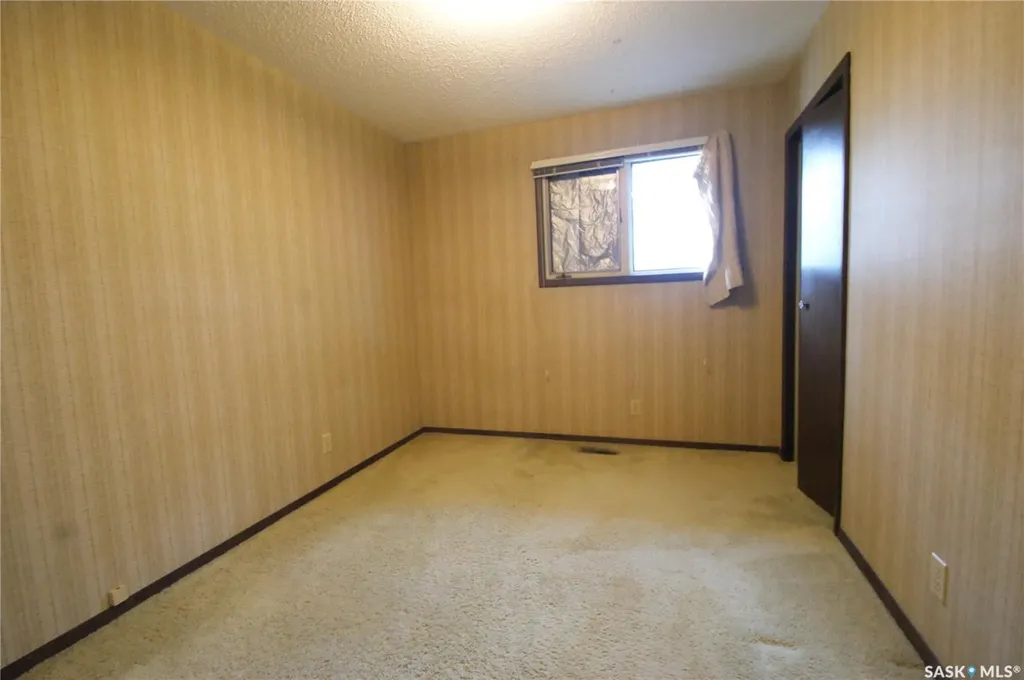 99 Assiniboine Drive Saskatoon SK S7K 4E7