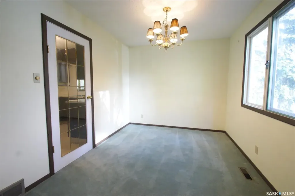 99 Assiniboine Drive Saskatoon SK S7K 4E7