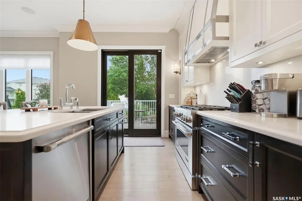 59 Briarvale Crescent Saskatoon SK S7V 0B2