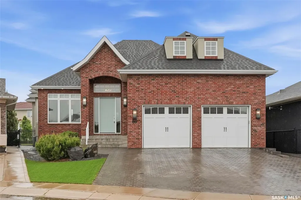 59 Briarvale Crescent Saskatoon SK S7V 0B2