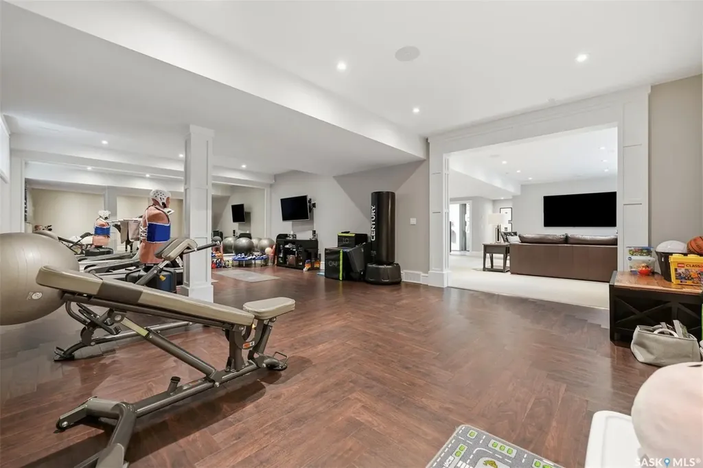 59 Briarvale Crescent Saskatoon SK S7V 0B2