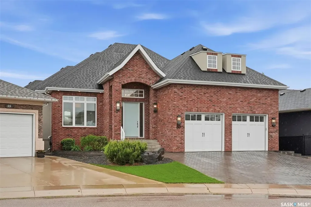 59 Briarvale Crescent Saskatoon SK S7V 0B2