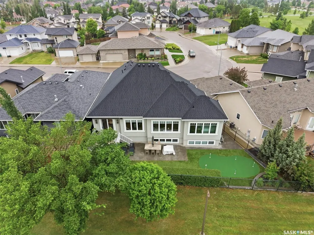59 Briarvale Crescent Saskatoon SK S7V 0B2
