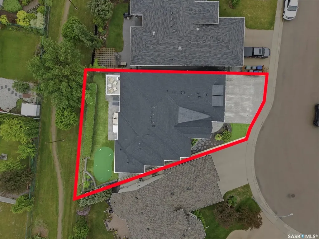 59 Briarvale Crescent Saskatoon SK S7V 0B2