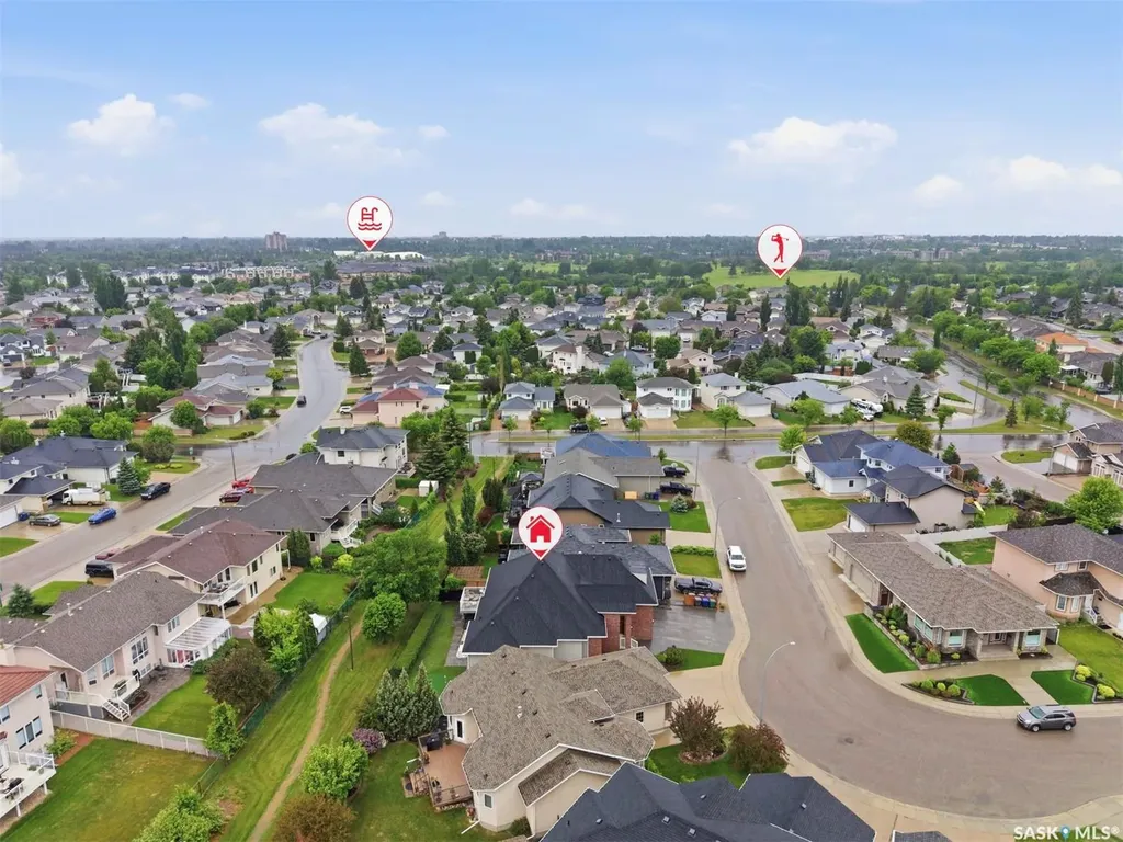 59 Briarvale Crescent Saskatoon SK S7V 0B2