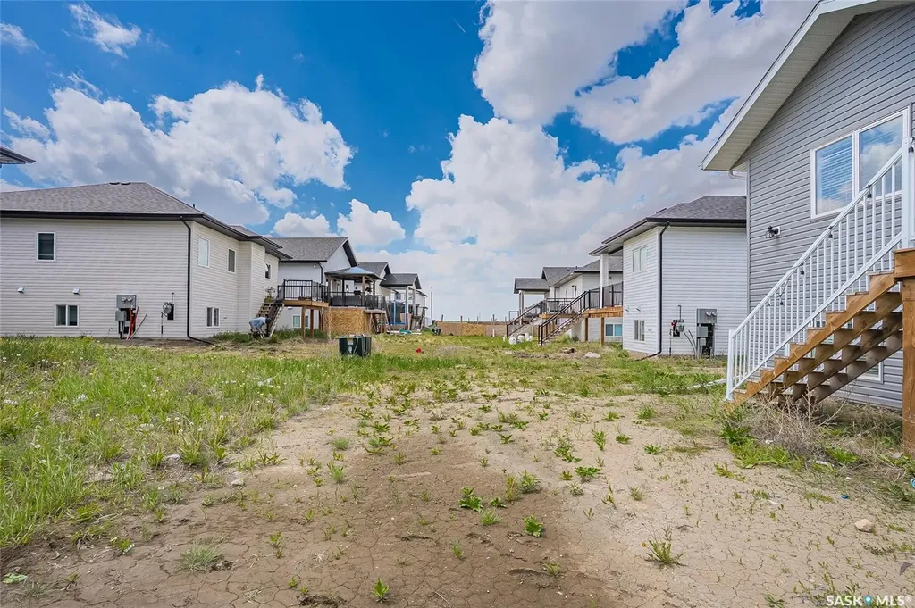 715 Bentley Manor Saskatoon SK S7L 6P2
