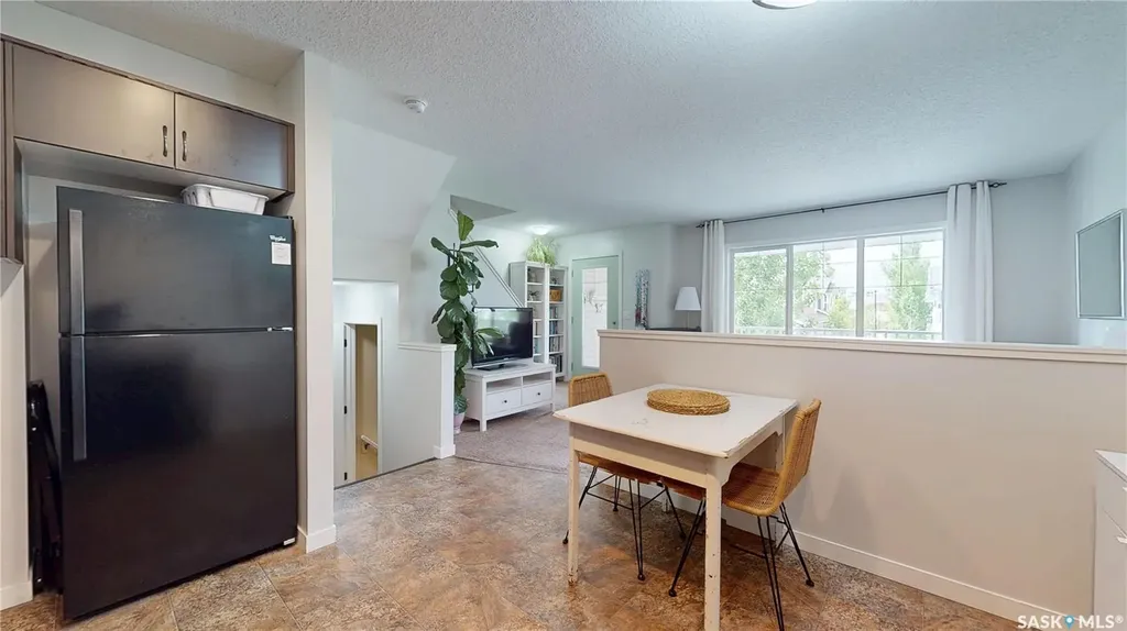 4533 Delhaye Way Regina SK S4W 0M2