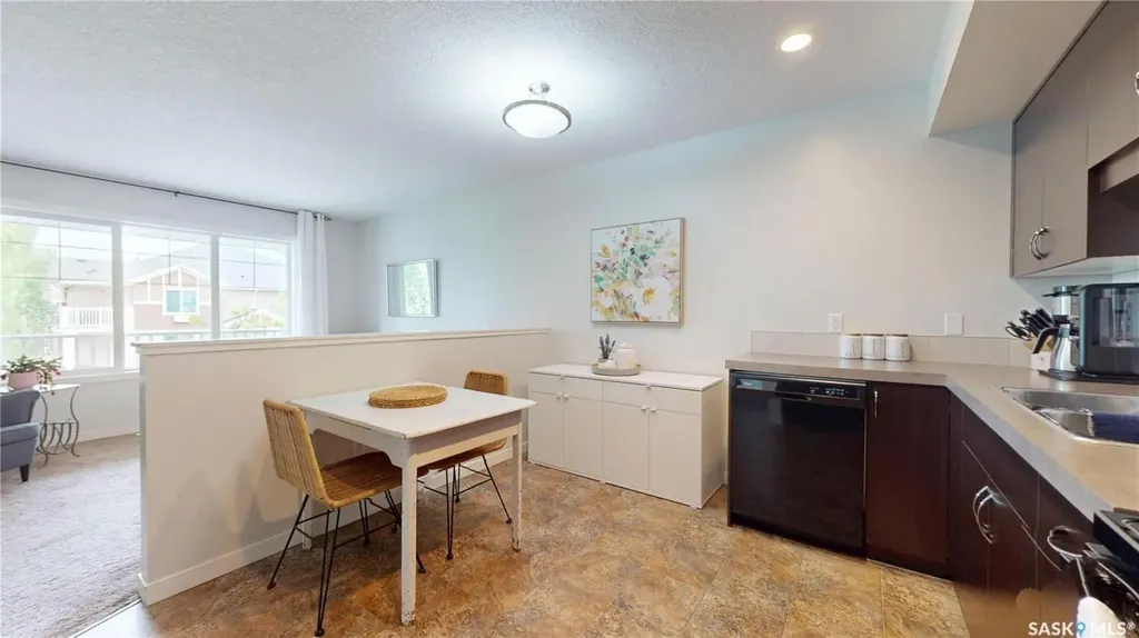 4533 Delhaye Way Regina SK S4W 0M2