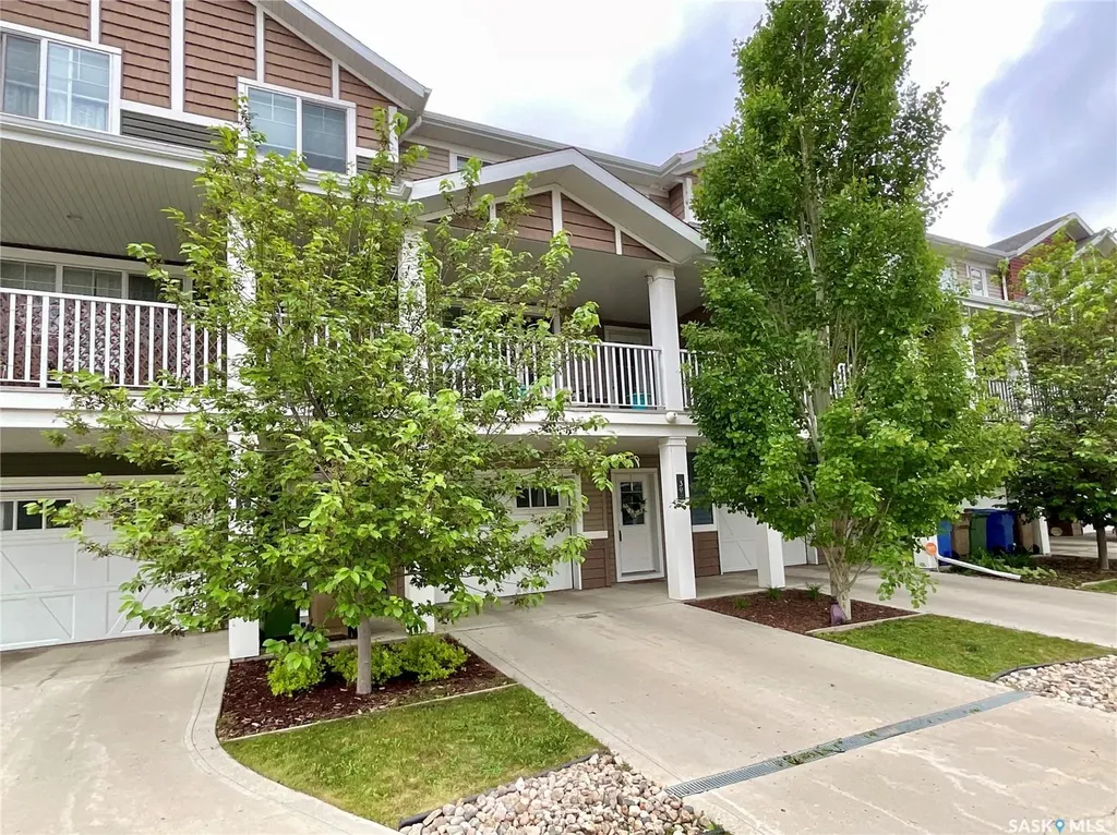 4533 Delhaye Way Regina SK S4W 0M2