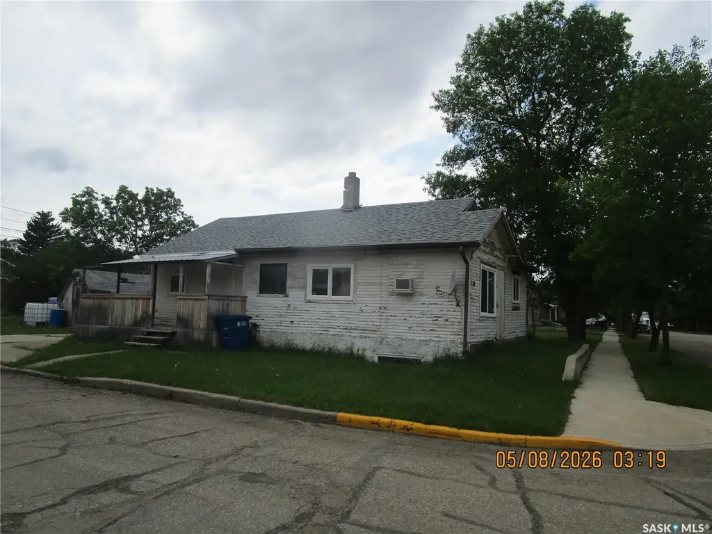 330 2nd Avenue E Assiniboia SK S0H 0B0