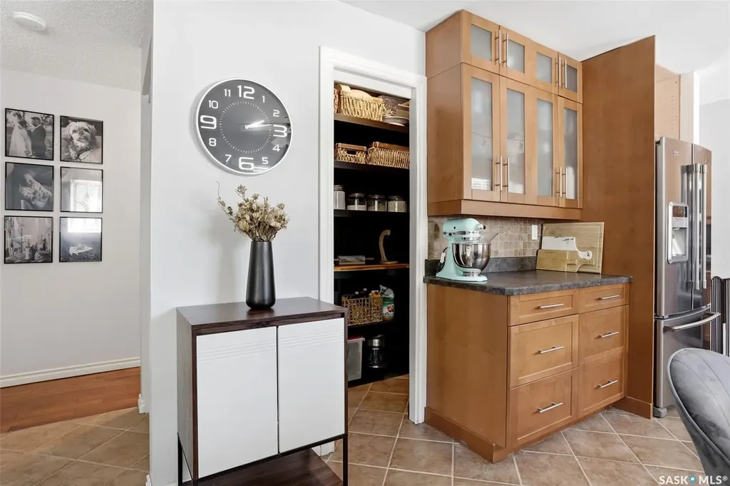 83 Tremaine Avenue Regina SK S4R 6N7