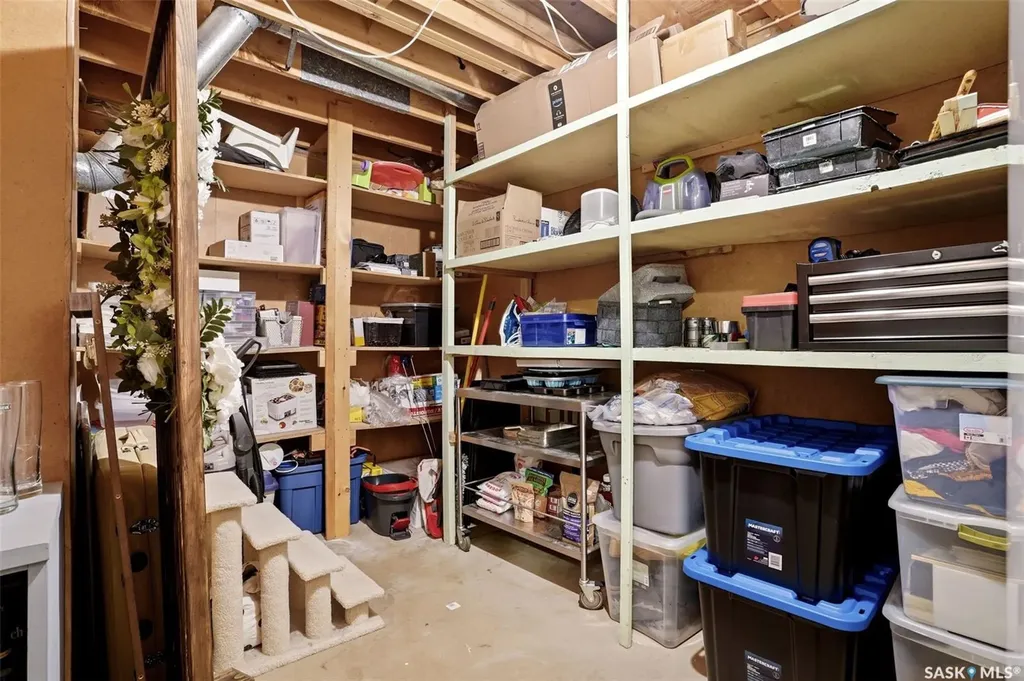 83 Tremaine Avenue Regina SK S4R 6N7