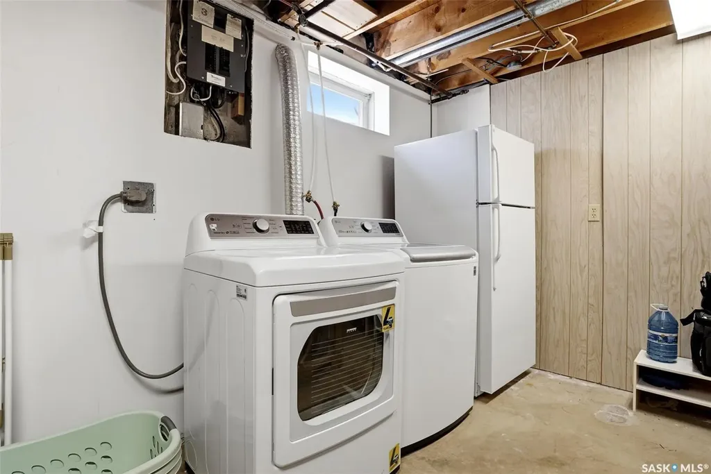 83 Tremaine Avenue Regina SK S4R 6N7