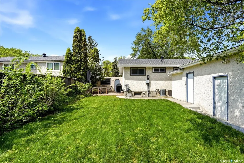 83 Tremaine Avenue Regina SK S4R 6N7