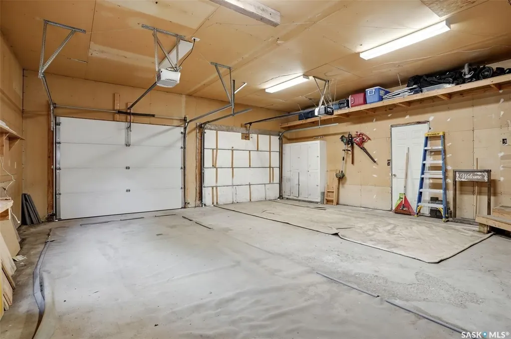 83 Tremaine Avenue Regina SK S4R 6N7