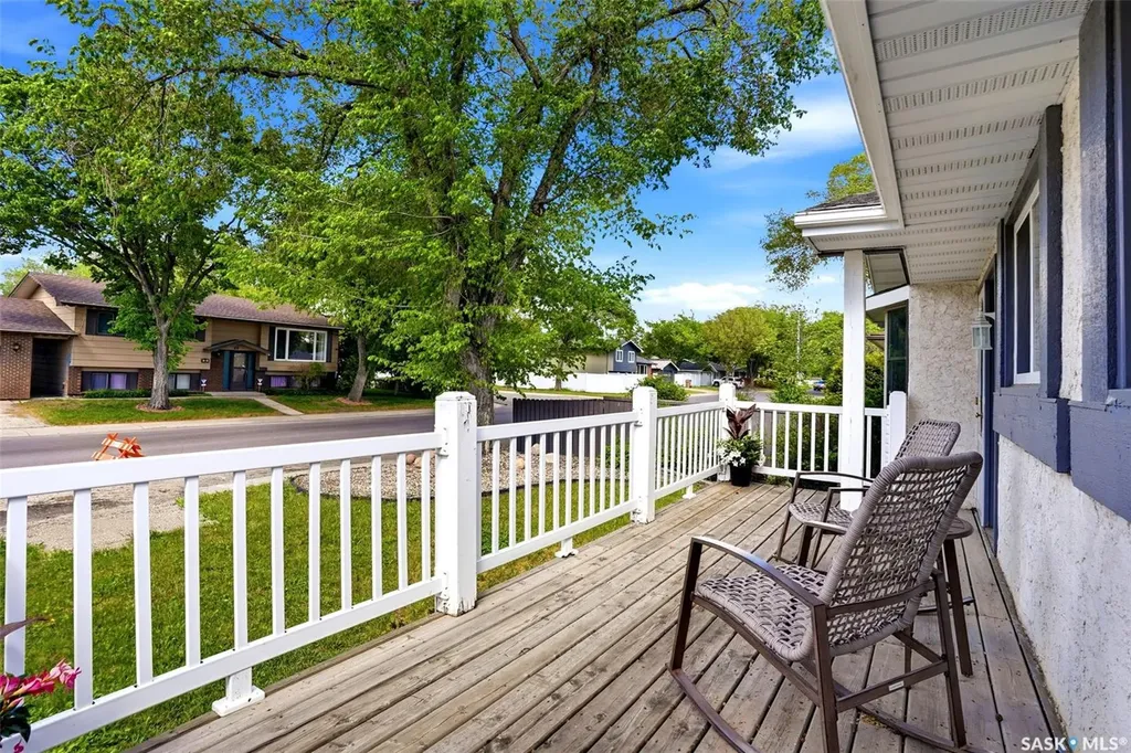 83 Tremaine Avenue Regina SK S4R 6N7
