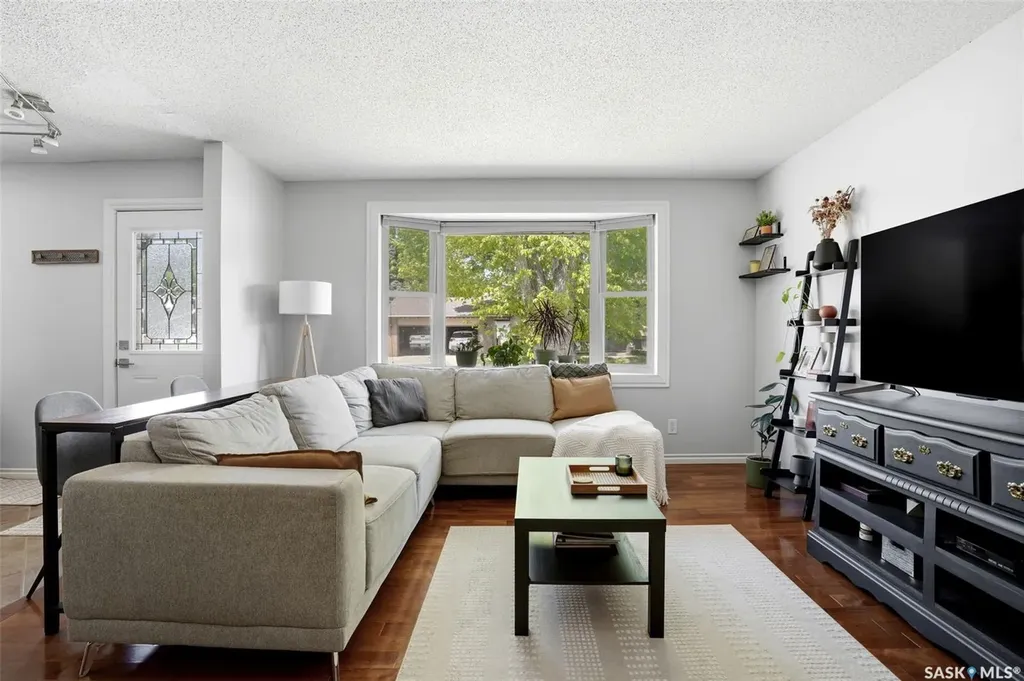 83 Tremaine Avenue Regina SK S4R 6N7