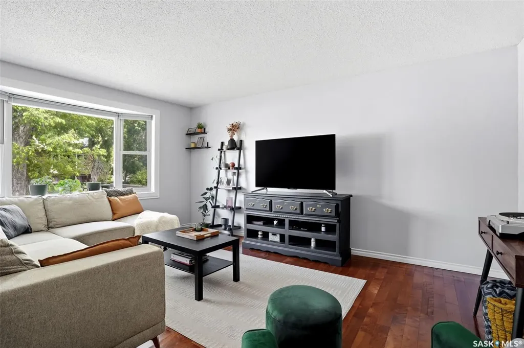 83 Tremaine Avenue Regina SK S4R 6N7