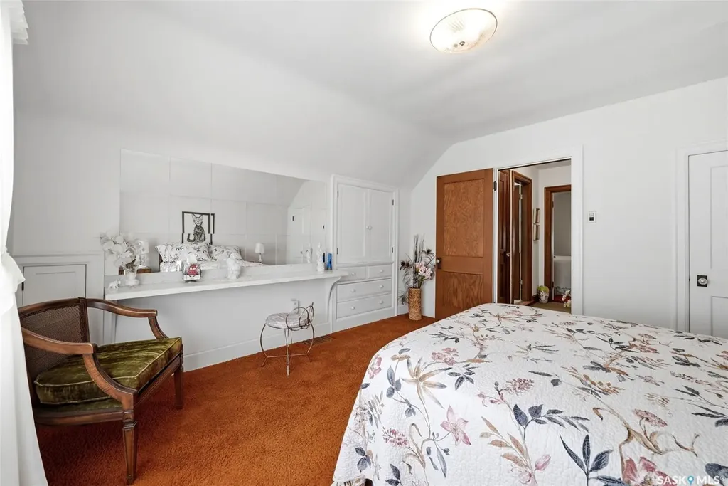 2178 Princess Street Regina SK S4T 3Z6