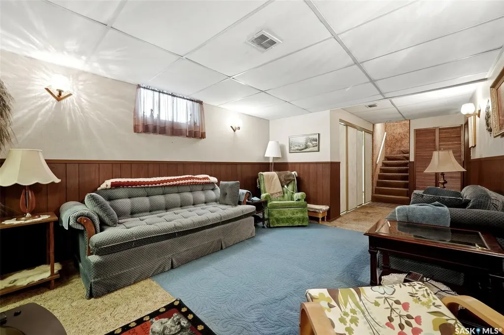 2178 Princess Street Regina SK S4T 3Z6