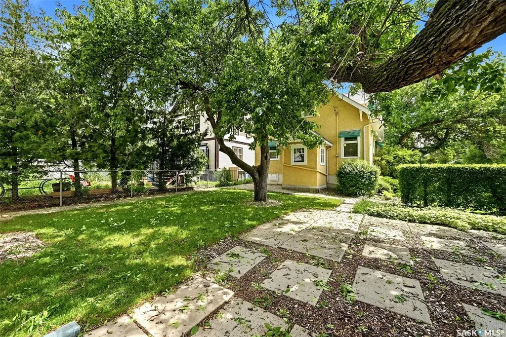 2178 Princess Street Regina SK S4T 3Z6