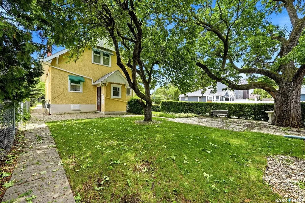 2178 Princess Street Regina SK S4T 3Z6