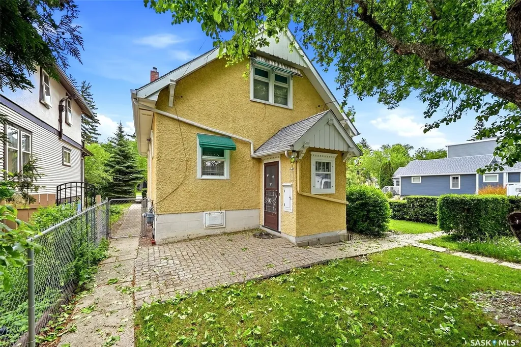 2178 Princess Street Regina SK S4T 3Z6