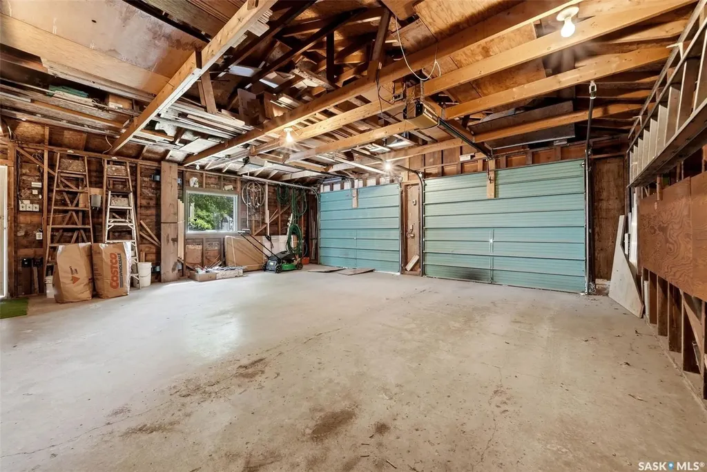 2178 Princess Street Regina SK S4T 3Z6