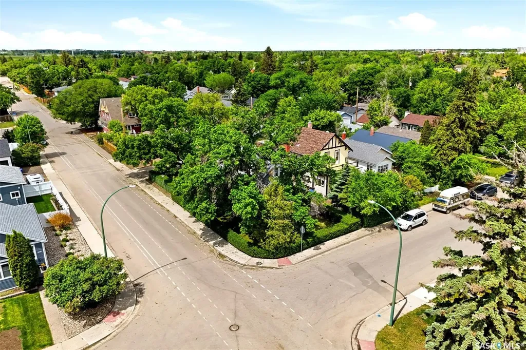 2178 Princess Street Regina SK S4T 3Z6