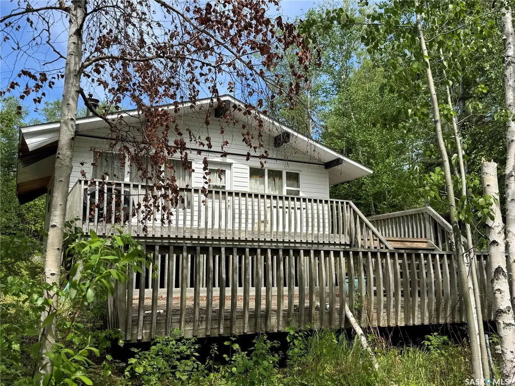 803 Willow Street Lac La Ronge Provincial Park SK S0J 1L0