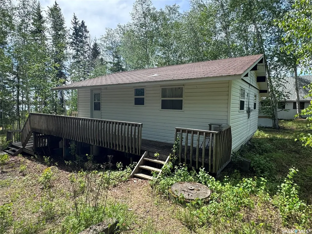 803 Willow Street Lac La Ronge Provincial Park SK S0J 1L0