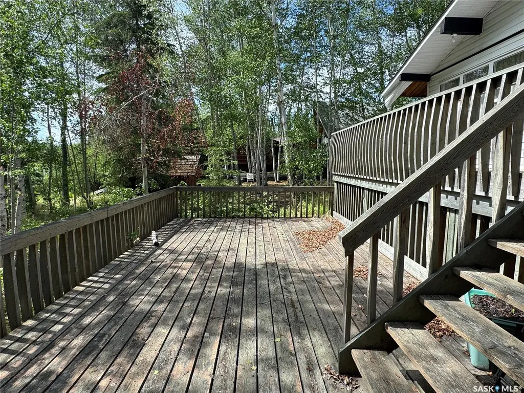 803 Willow Street Lac La Ronge Provincial Park SK S0J 1L0