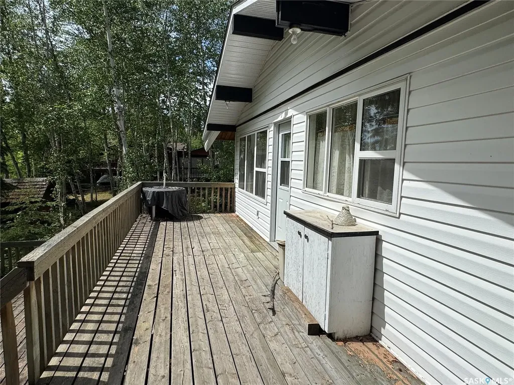 803 Willow Street Lac La Ronge Provincial Park SK S0J 1L0
