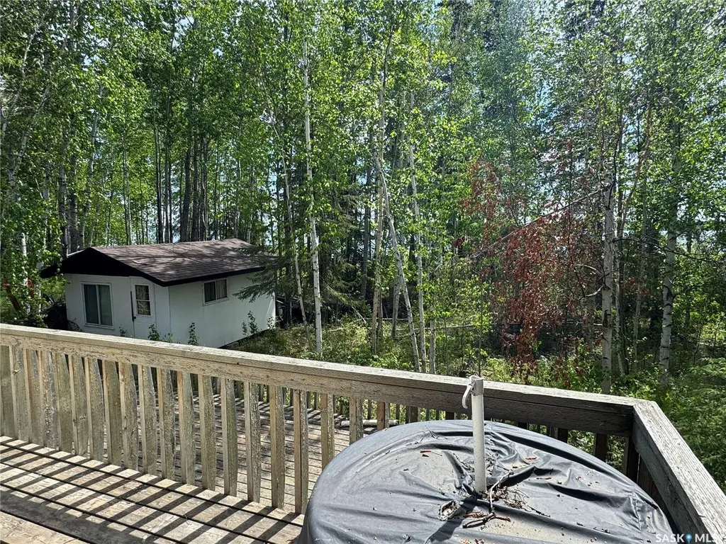 803 Willow Street Lac La Ronge Provincial Park SK S0J 1L0