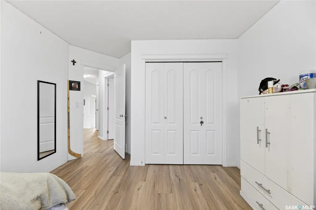 526 Beckett Crescent Saskatoon SK S7N 4X3