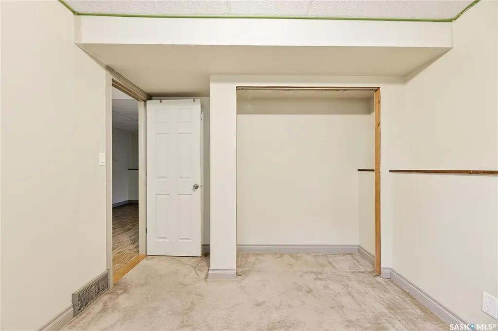 102 Allegretto Crescent Saskatoon SK S7K 6R5