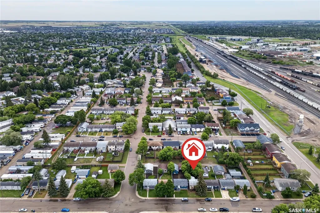 107 Grant Street Saskatoon SK S7N 2A2