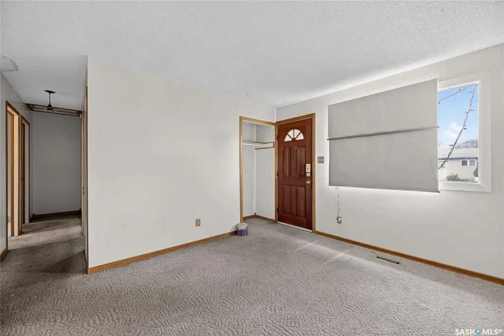 107 Grant Street Saskatoon SK S7N 2A2