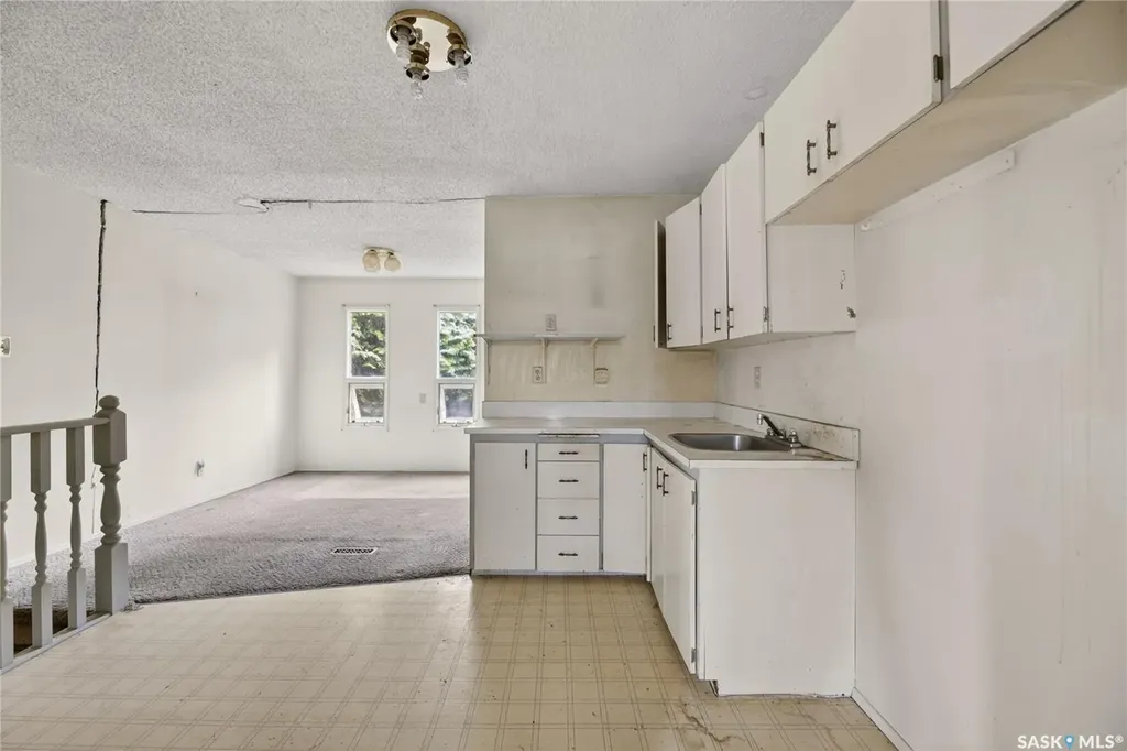 107 Grant Street Saskatoon SK S7N 2A2