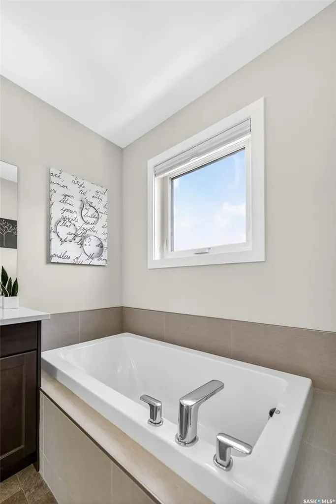 4809 E Keller Avenue Regina SK S4V 3S6