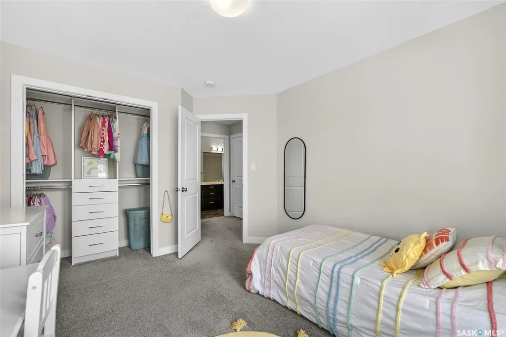 4809 E Keller Avenue Regina SK S4V 3S6