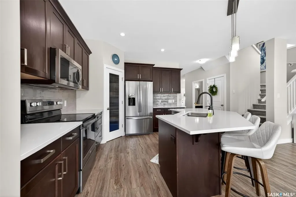 4809 E Keller Avenue Regina SK S4V 3S6