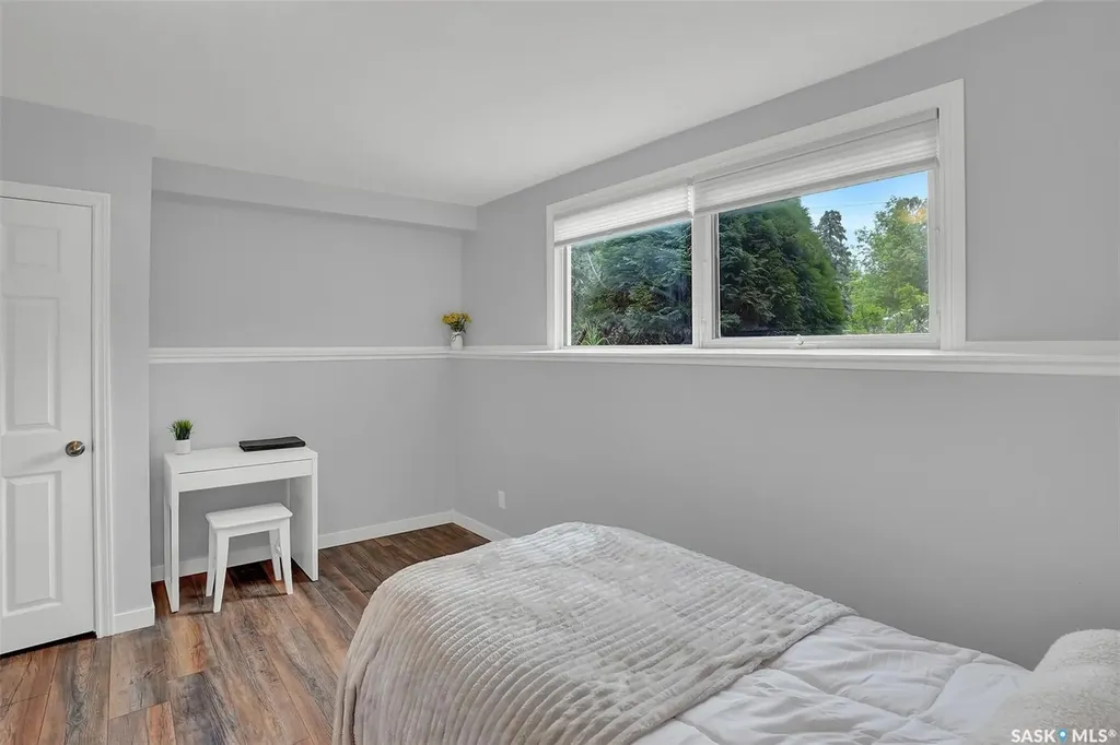 209 Douglas Avenue E Regina SK S4N 1H4