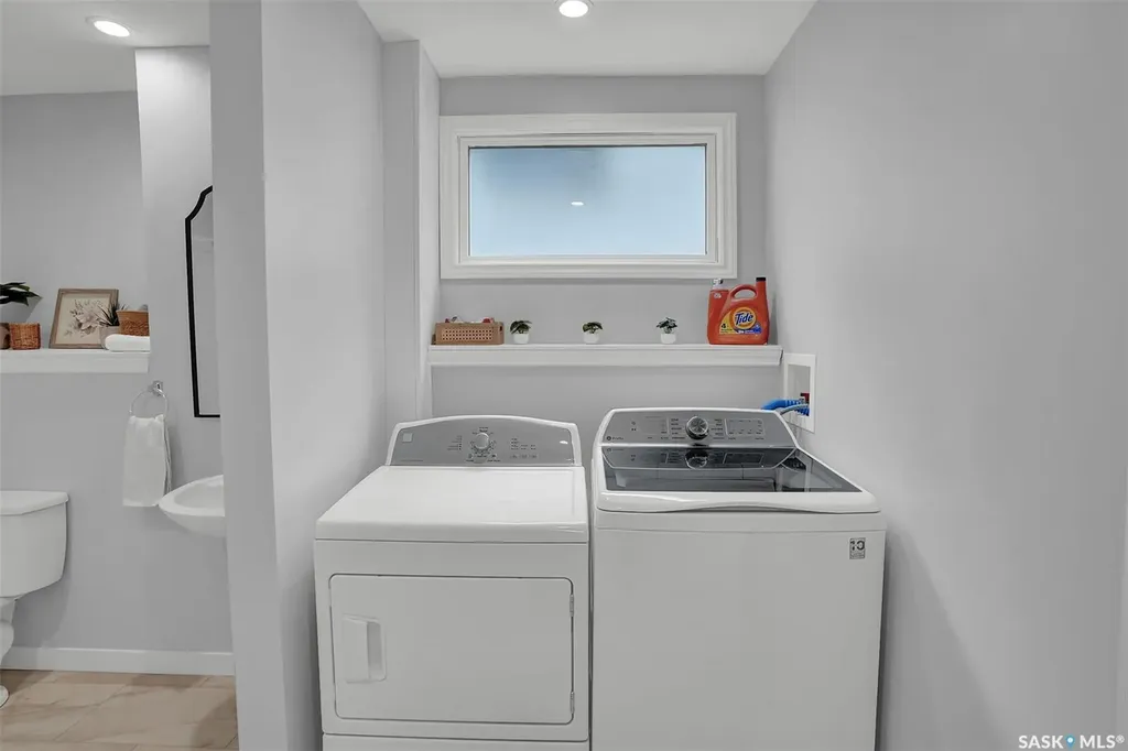 209 Douglas Avenue E Regina SK S4N 1H4