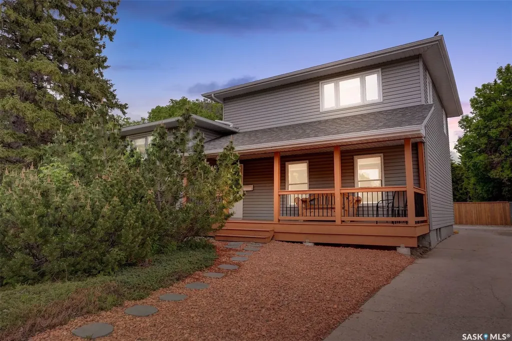 209 Douglas Avenue E Regina SK S4N 1H4