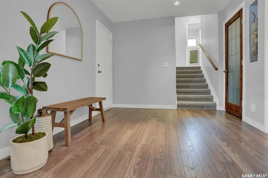 209 Douglas Avenue E Regina SK S4N 1H4