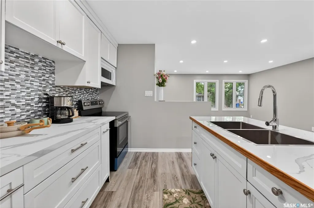 42 Hunt Crescent Regina SK S4N 5K8
