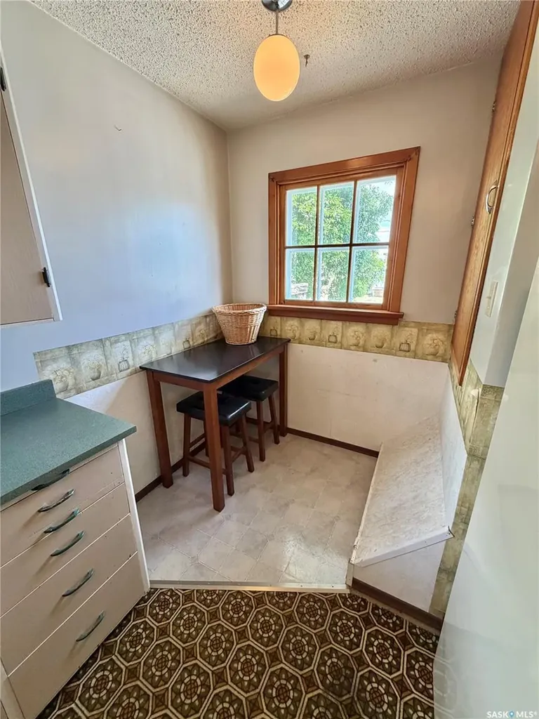 175 5th Avenue NW Swift Current SK S9H 0W3
