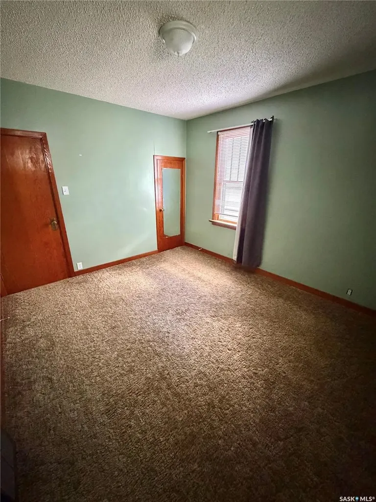 175 5th Avenue NW Swift Current SK S9H 0W3