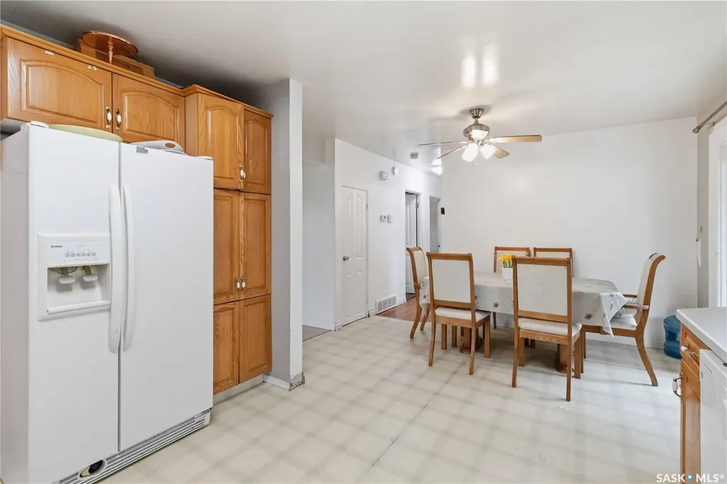 322 U Avenue N Saskatoon SK S7L 3C7